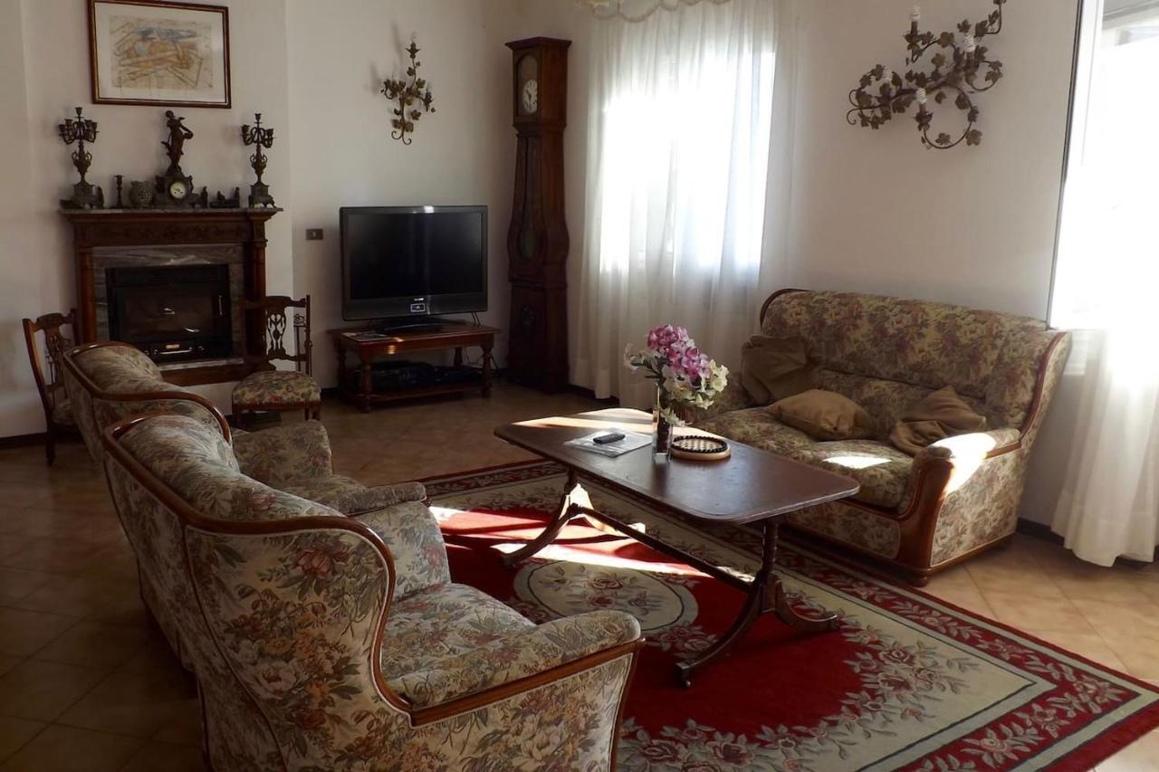 Willa Casa Solemar Imperia Zewnętrze zdjęcie